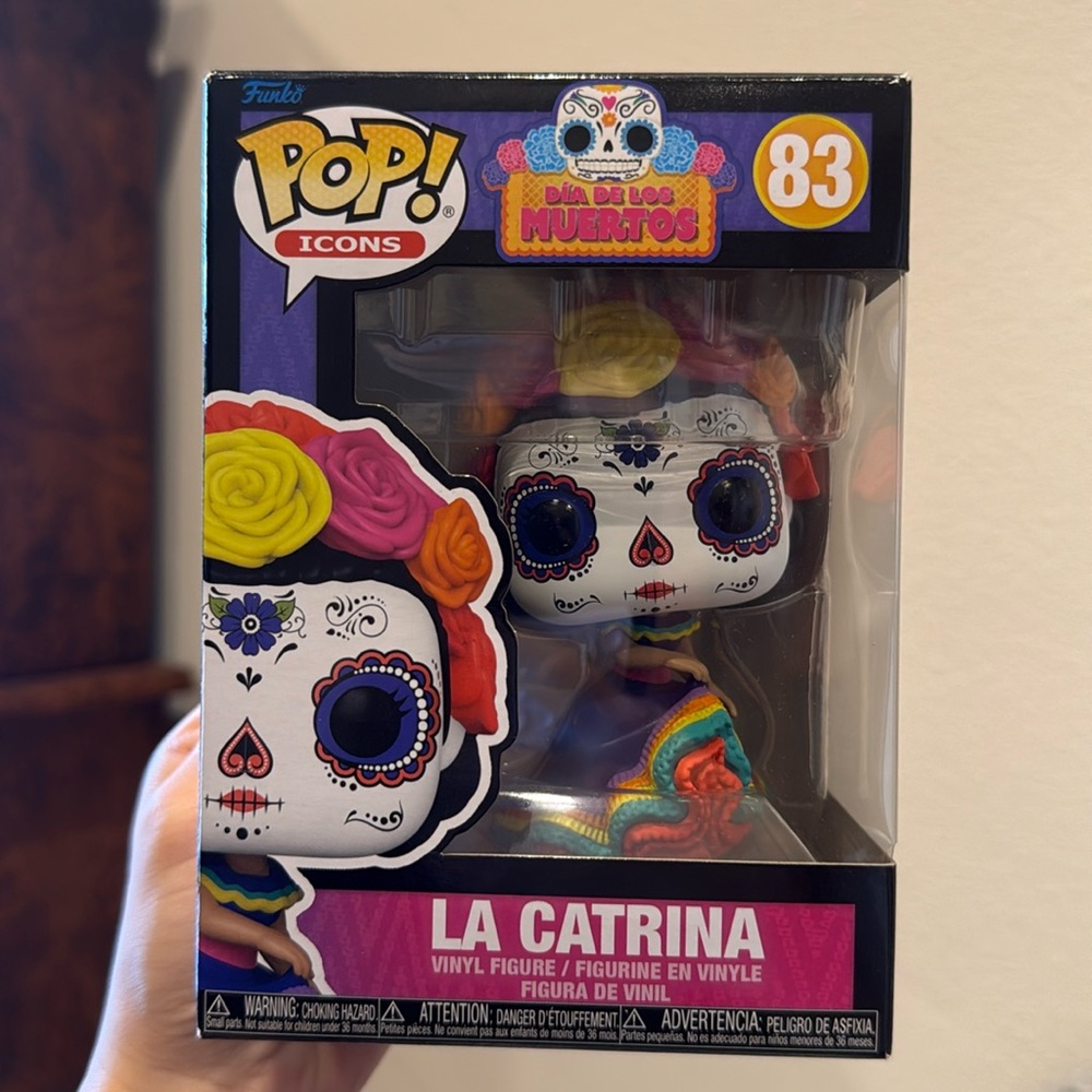 Pop Icon La Catrina figure never opened